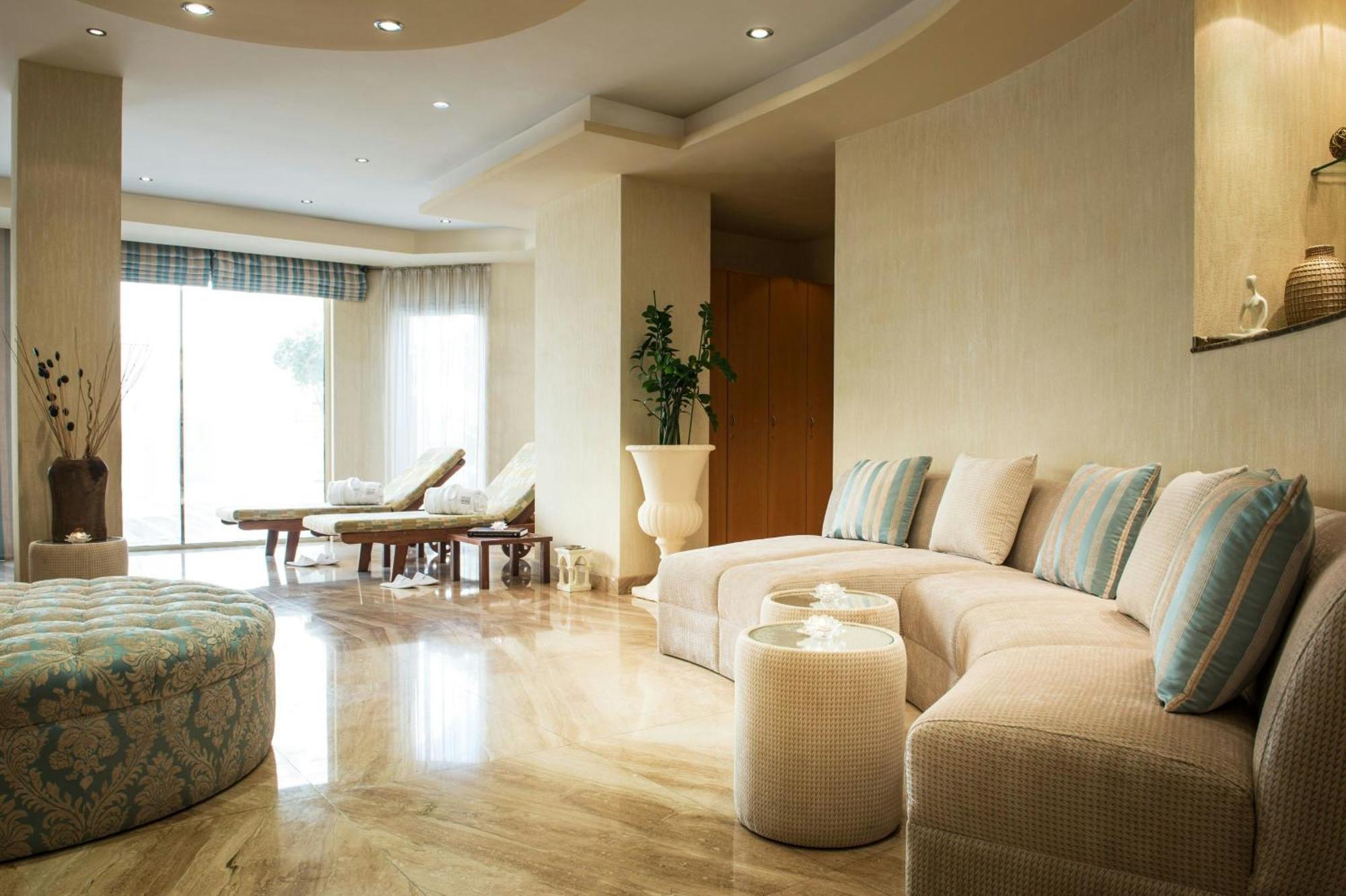 Le Meridien Dubai Hotel & Conference Centre Екстериор снимка